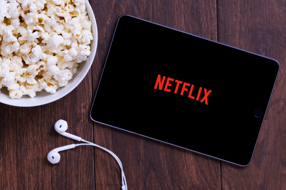 Netflix tablet popcorn headphones