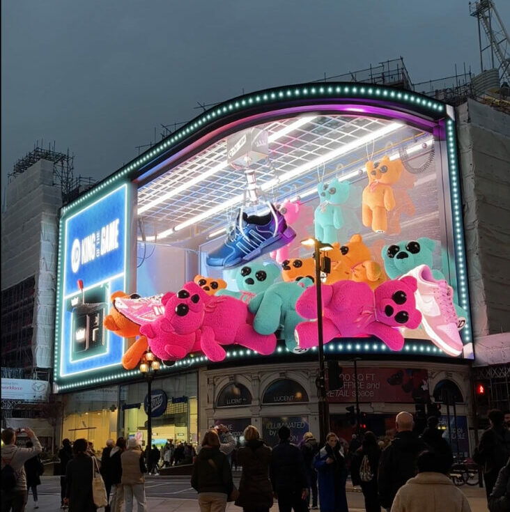 JD Sports has unveiled a state-of-the-art 3D billboard in Piccadilly Circus titled ‘The Christmas Claw’.