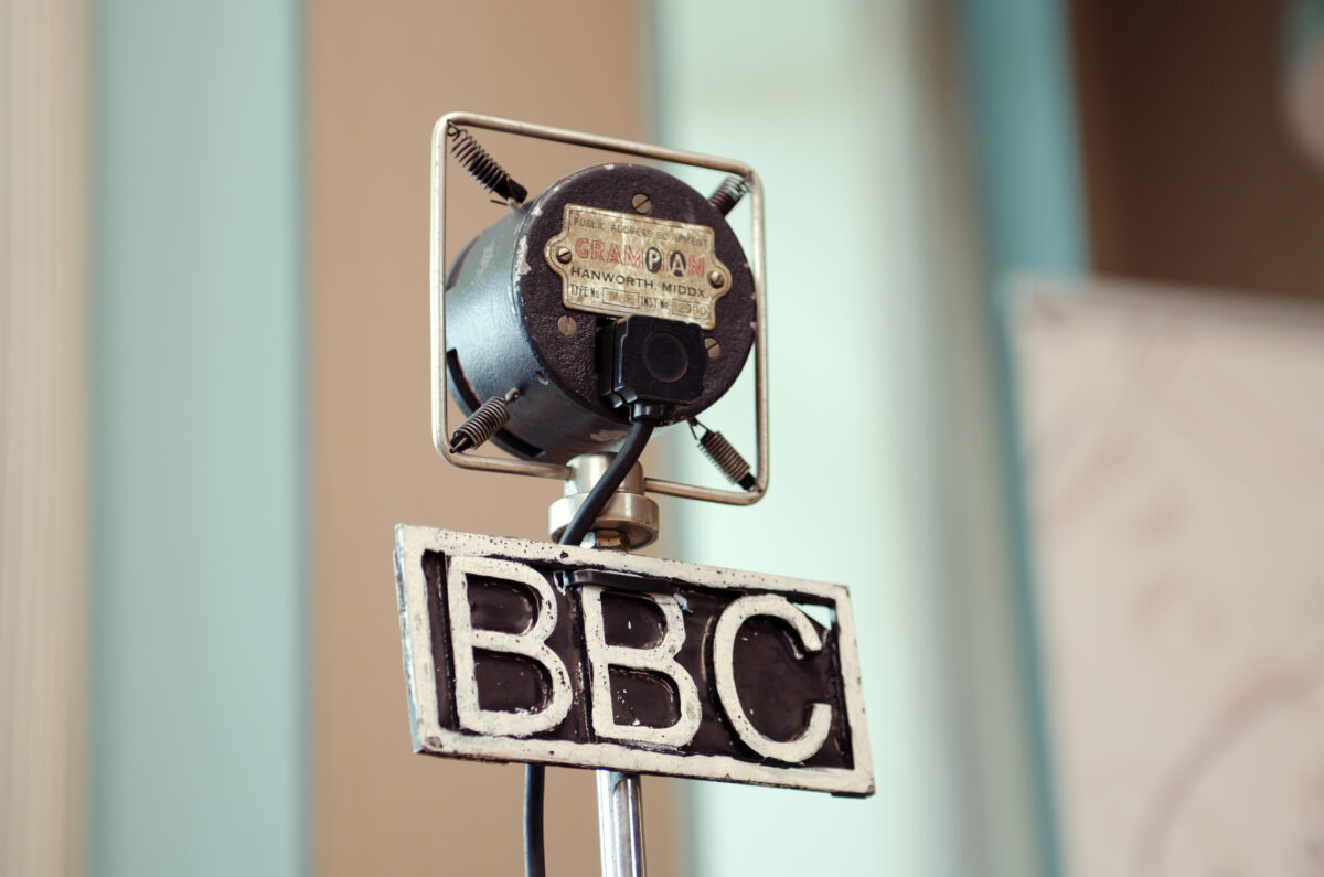 Broadcasters, audio producers and publishers have lambasted the BBC's plans to introduce podcast ads in an open letter to the Labour party.